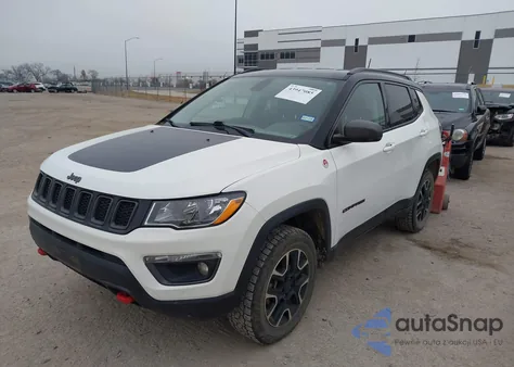 2020 Jeep Compass Trailhawk 4X4 z USA, uszkodzony, nr VIN 3C4NJDDB0LT166791